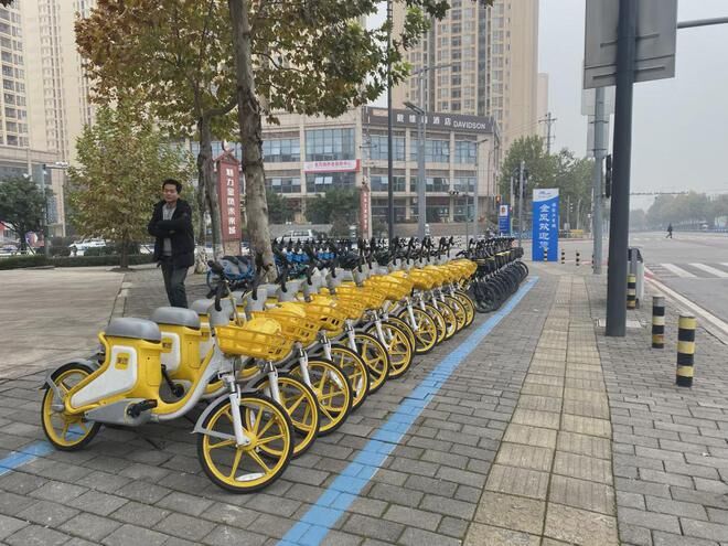 逆行、亂停、違反交通信號(hào)燈……騎共享單車(chē)這些行為將面臨處罰！